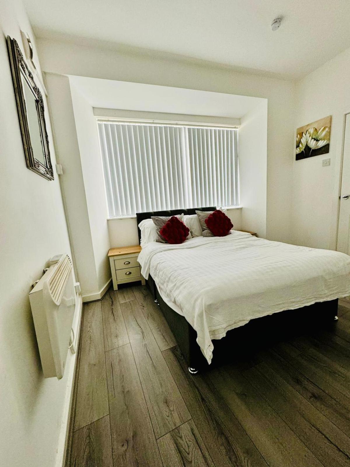 The Belmont Suite Sasco Apartments Blackpool Room photo